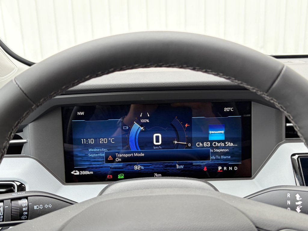 2027 Chevrolet Bolt in Joliette, Quebec - 14 - w1024h768px