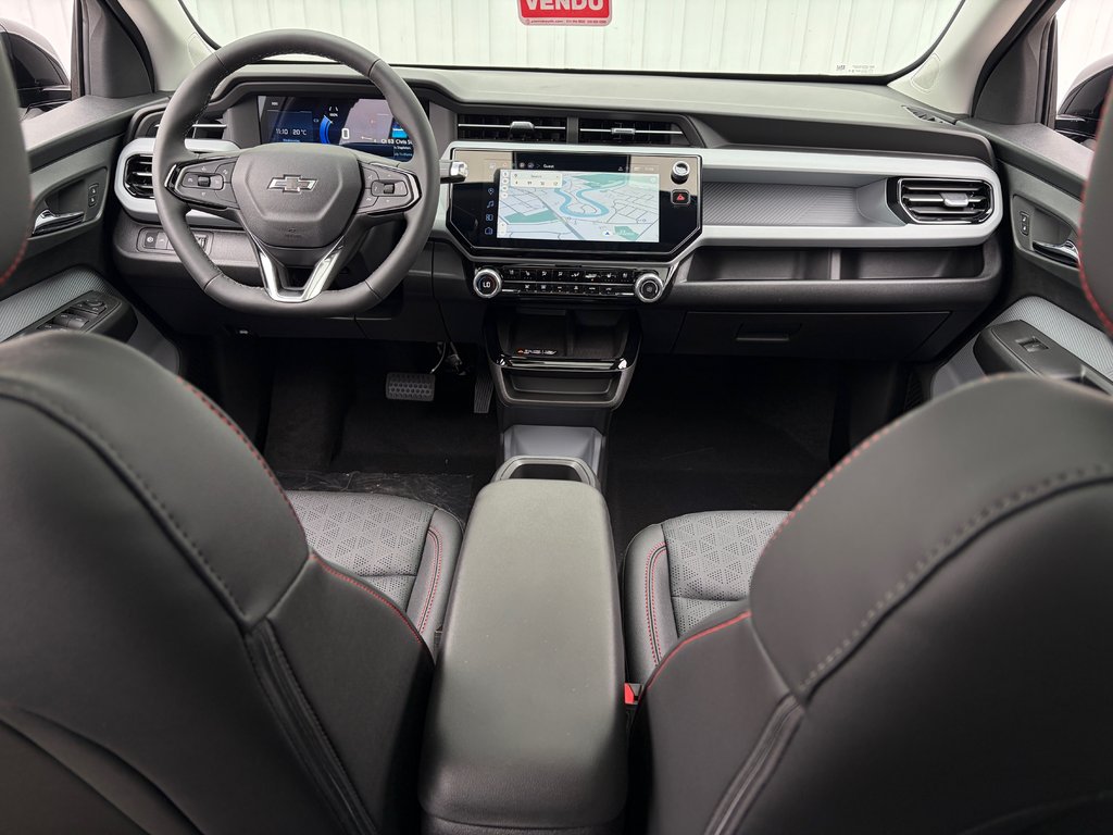 2027 Chevrolet Bolt in Joliette, Quebec - 11 - w1024h768px