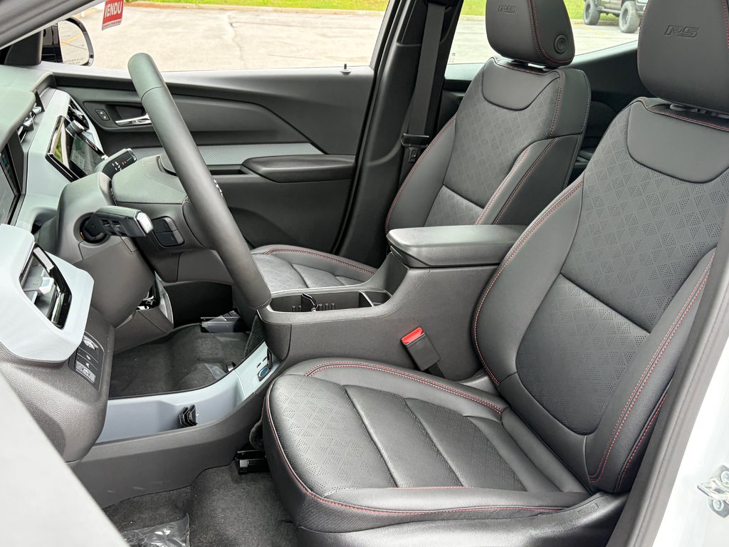 2027 Chevrolet Bolt in Joliette, Quebec - 9 - w1024h768px