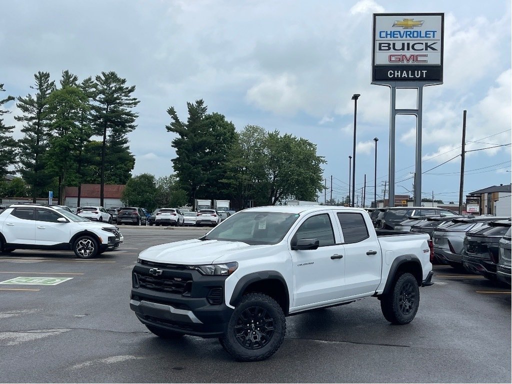 Chevrolet Colorado  2025 à Joliette, Québec - 1 - w1024h768px