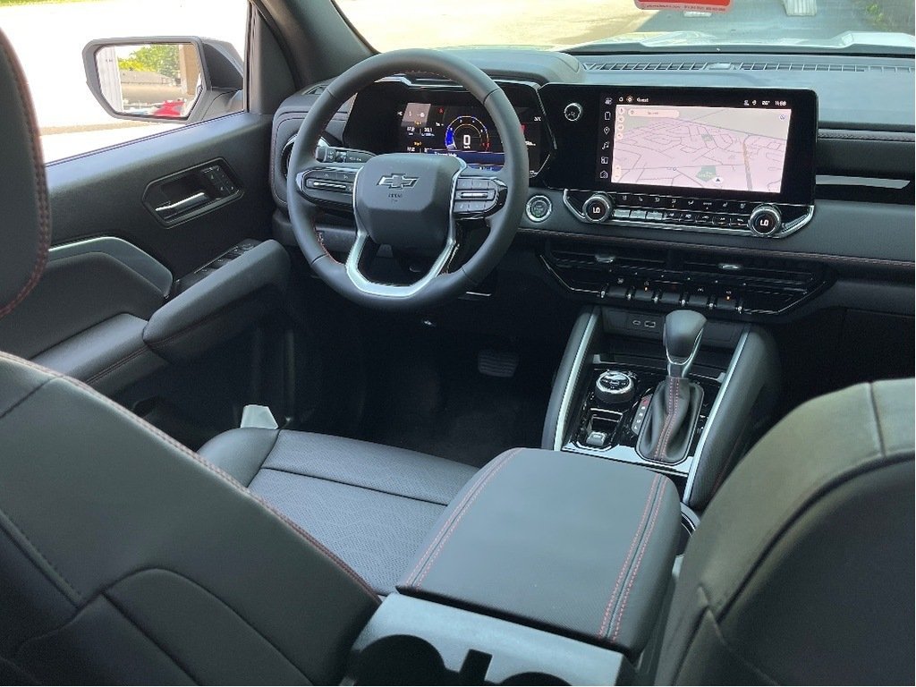 2025 Chevrolet Colorado in Joliette, Quebec - 12 - w1024h768px