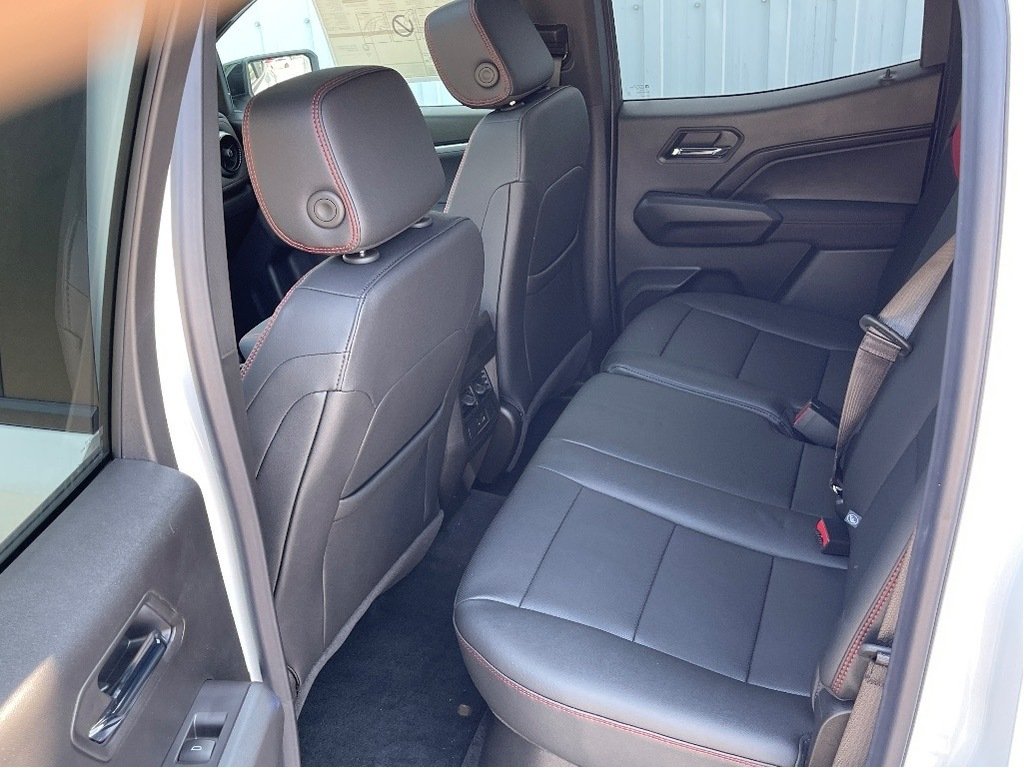 2025 Chevrolet Colorado in Joliette, Quebec - 11 - w1024h768px