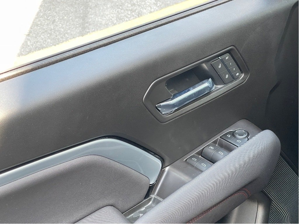 Chevrolet Colorado  2025 à Joliette, Québec - 12 - w1024h768px