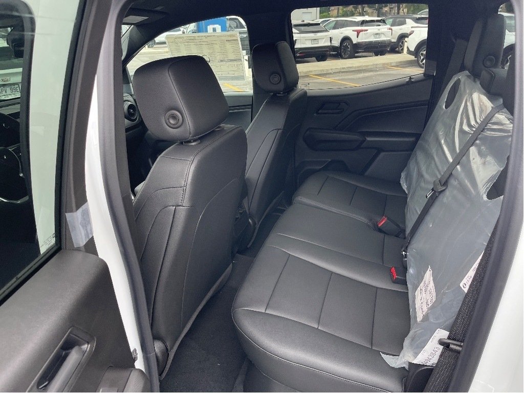 2025 Chevrolet Colorado in Joliette, Quebec - 10 - w1024h768px