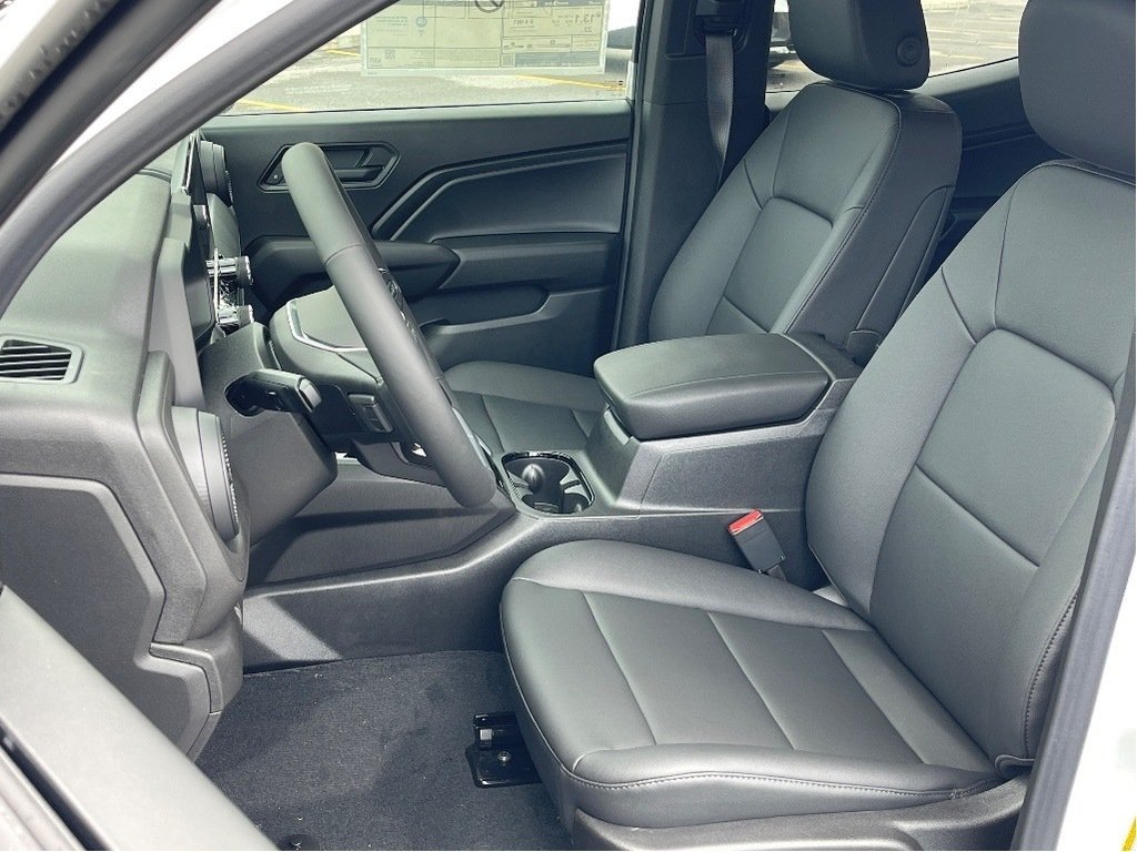 2025 Chevrolet Colorado in Joliette, Quebec - 9 - w1024h768px