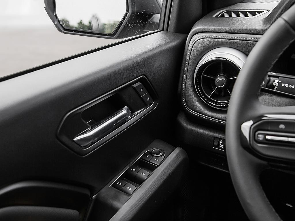 2026 Chevrolet Colorado in Joliette, Quebec - 16 - w1024h768px