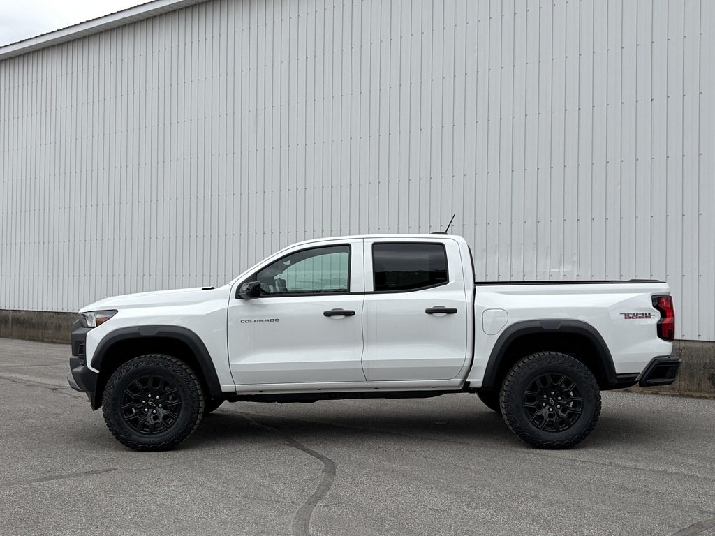 Chevrolet Colorado  2026 à Joliette, Québec - 3 - w1024h768px