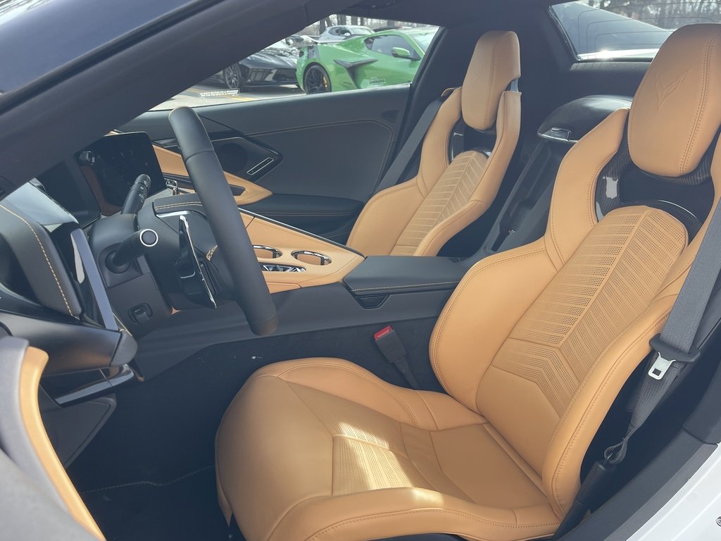 Chevrolet Corvette E-Ray  2026 à Joliette, Québec - 9 - w1024h768px