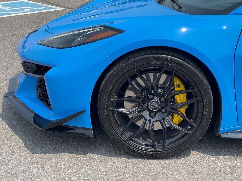 2025 Chevrolet Corvette Z06 in Joliette, Quebec - 8 - w1024h768px