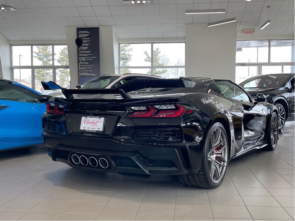 Chevrolet Corvette Z06  2025 à Joliette, Québec - 3 - w1024h768px