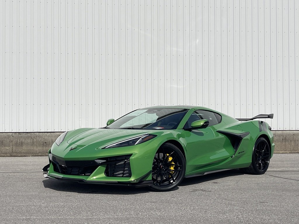 Chevrolet Corvette Z06  2026 à Joliette, Québec - 1 - w1024h768px