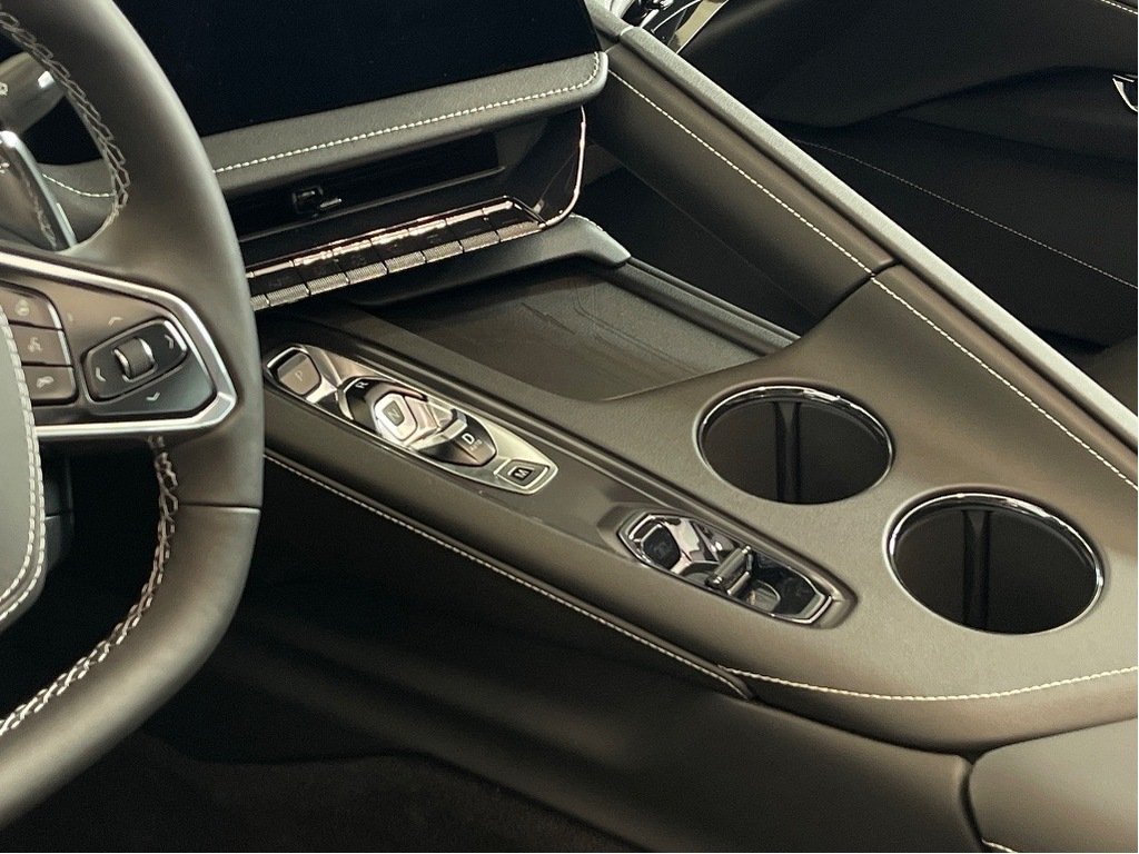 Chevrolet Corvette  2026 à Joliette, Québec - 14 - w1024h768px