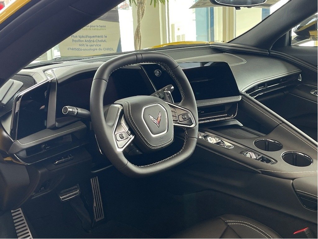 Chevrolet Corvette  2026 à Joliette, Québec - 7 - w1024h768px