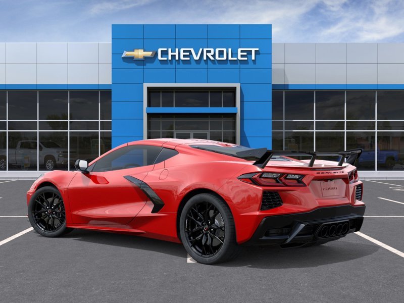 2027 Chevrolet Corvette in Joliette, Quebec - 3 - w1024h768px