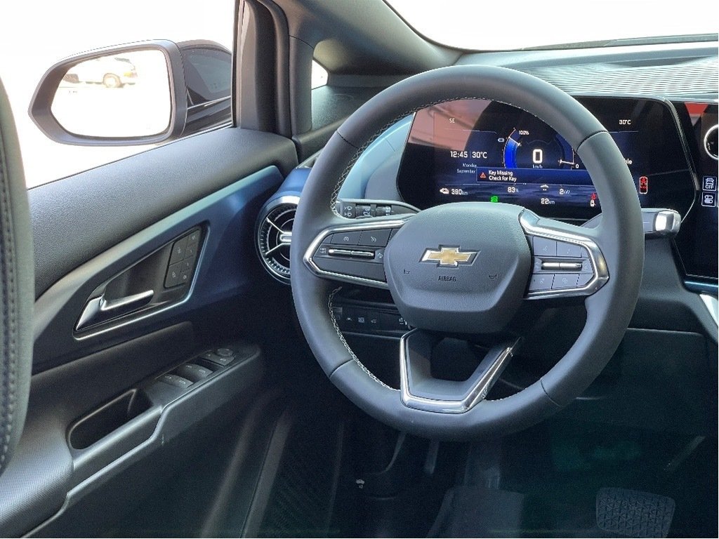 2024 Chevrolet Equinox EV in Joliette, Quebec - 13 - w1024h768px