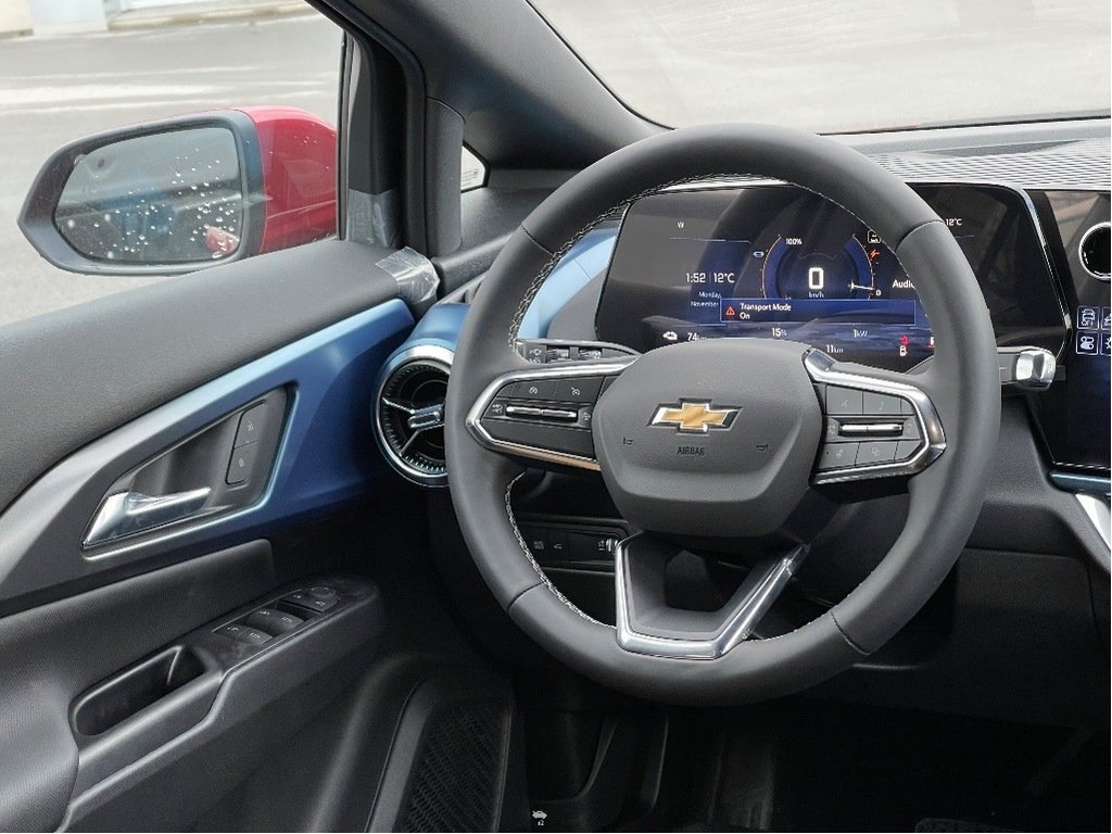 2025 Chevrolet Equinox EV in Joliette, Quebec - 13 - w1024h768px