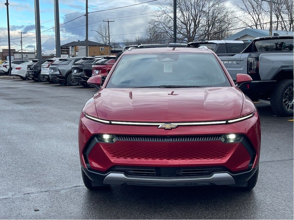 2025 Chevrolet Equinox EV in Joliette, Quebec - 2 - w1024h768px