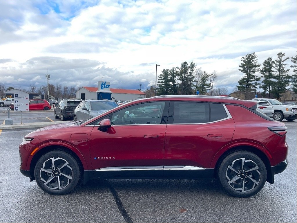 2025 Chevrolet Equinox EV in Joliette, Quebec - 3 - w1024h768px