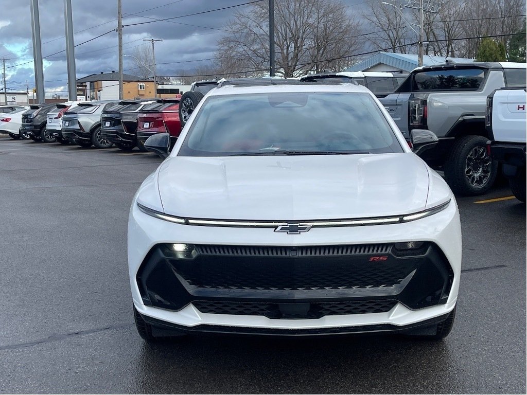 Chevrolet Equinox EV  2025 à Joliette, Québec - 2 - w1024h768px