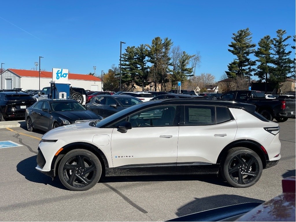 2025 Chevrolet Equinox EV in Joliette, Quebec - 3 - w1024h768px