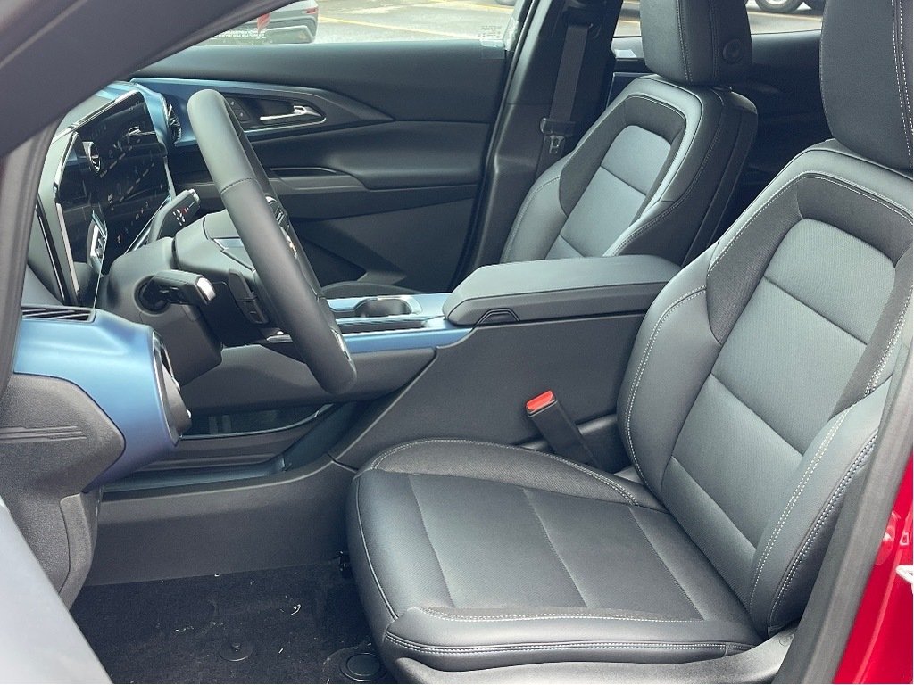 2025 Chevrolet Equinox EV in Joliette, Quebec - 9 - w1024h768px