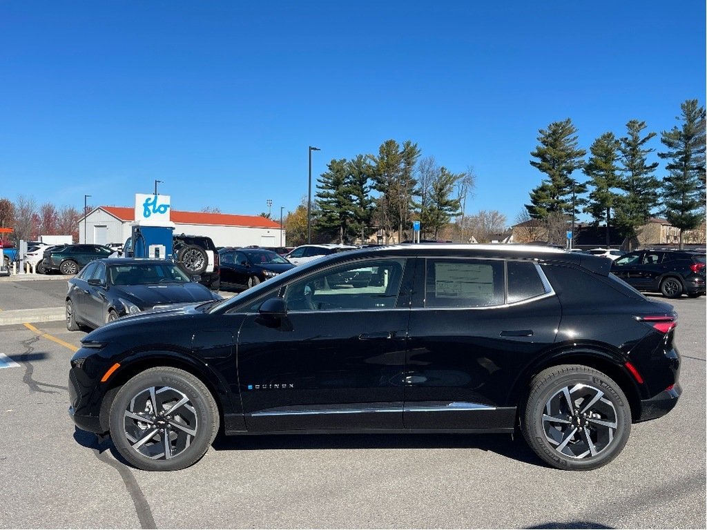 2025 Chevrolet Equinox EV in Joliette, Quebec - 3 - w1024h768px