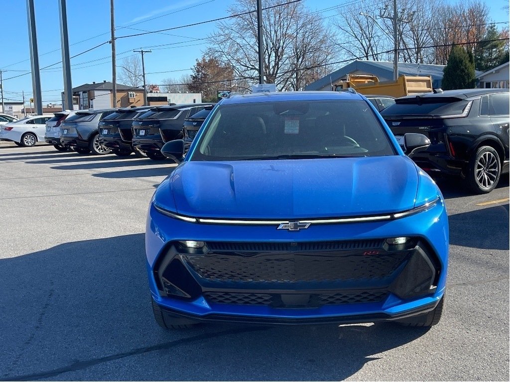 Chevrolet Equinox EV  2025 à Joliette, Québec - 2 - w1024h768px