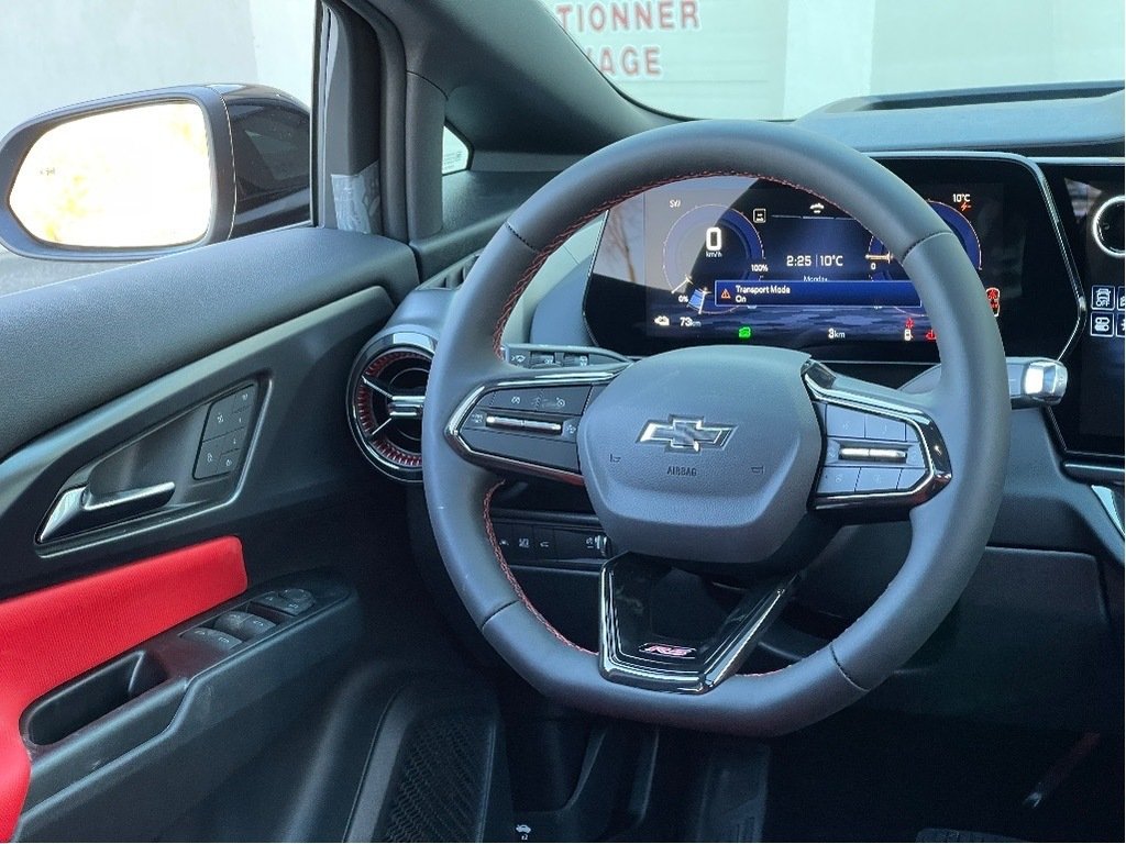 2025 Chevrolet Equinox EV in Joliette, Quebec - 14 - w1024h768px