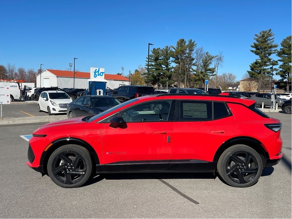 Chevrolet Equinox EV  2025 à Joliette, Québec - 3 - w1024h768px