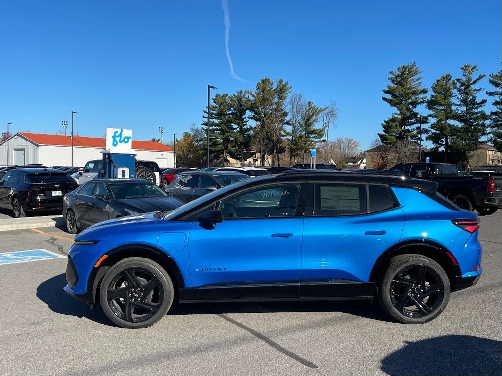 2025 Chevrolet Equinox EV in Joliette, Quebec - 3 - w1024h768px