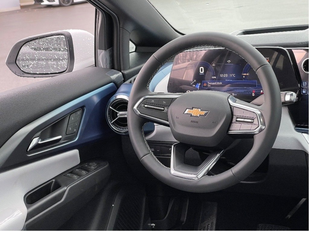 Chevrolet Equinox EV  2025 à Joliette, Québec - 14 - w1024h768px