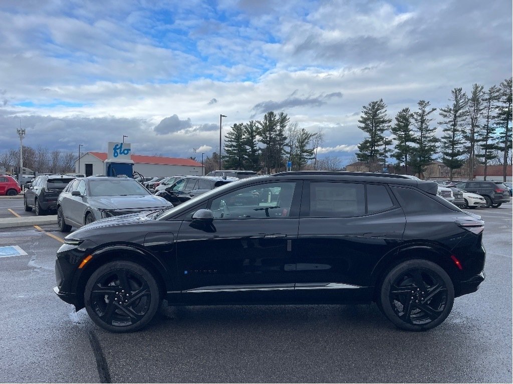 Chevrolet Equinox EV  2025 à Joliette, Québec - 3 - w1024h768px