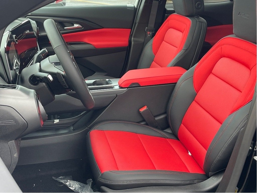 2025 Chevrolet Equinox EV in Joliette, Quebec - 10 - w1024h768px