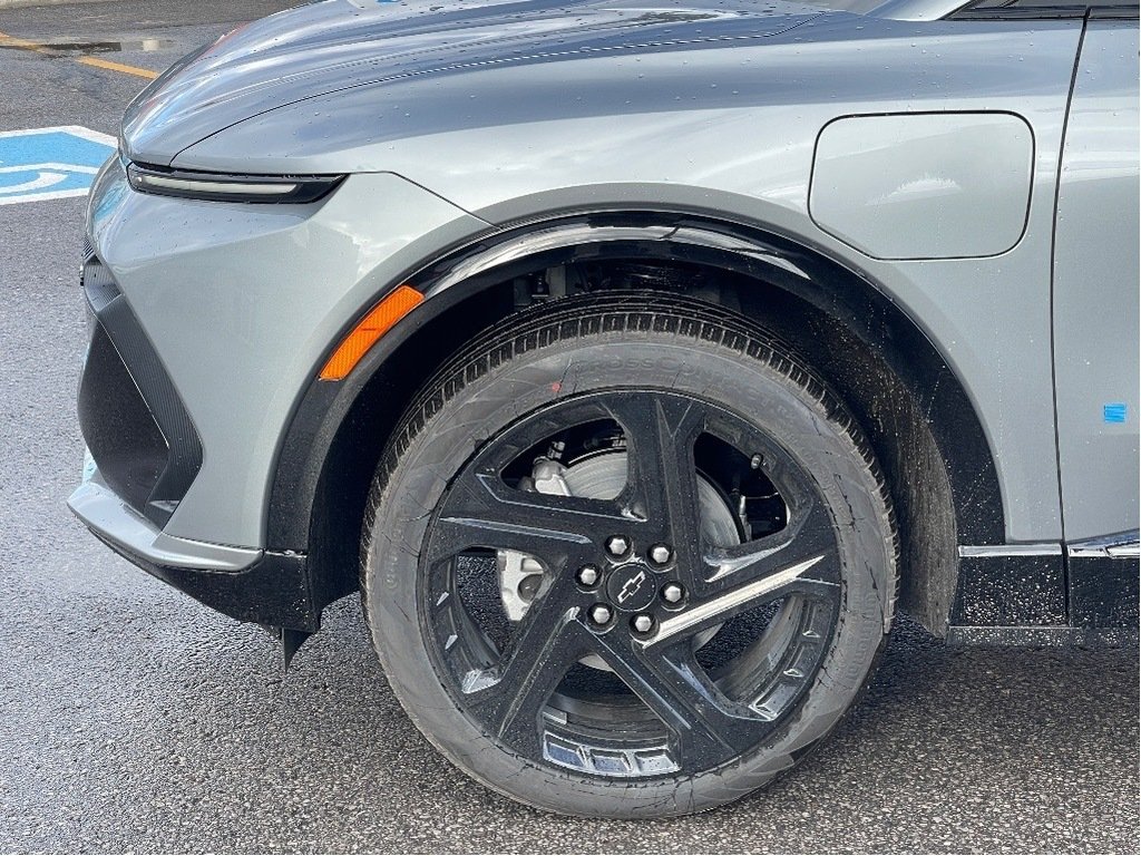 2025 Chevrolet Equinox EV in Joliette, Quebec - 7 - w1024h768px