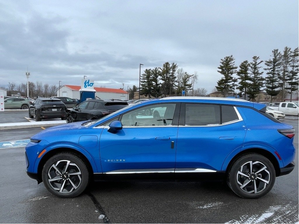 Chevrolet Equinox EV  2025 à Joliette, Québec - 3 - w1024h768px