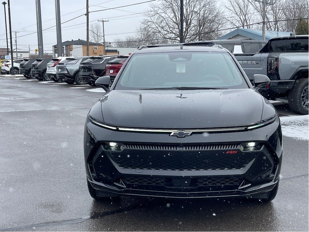 Chevrolet Equinox EV  2025 à Joliette, Québec - 2 - w1024h768px