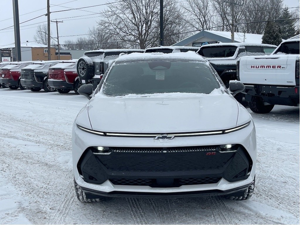 2025 Chevrolet Equinox EV in Joliette, Quebec - 2 - w1024h768px