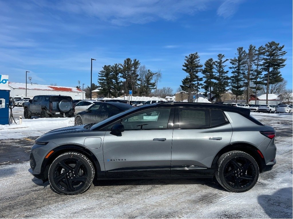 2025 Chevrolet Equinox EV in Joliette, Quebec - 3 - w1024h768px