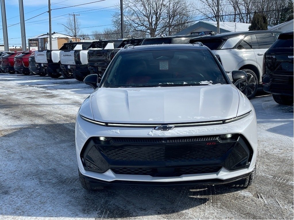 2025 Chevrolet Equinox EV in Joliette, Quebec - 2 - w1024h768px