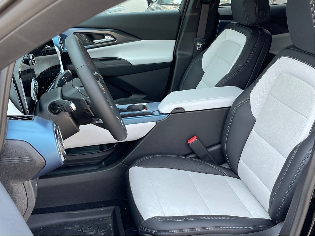 Chevrolet Equinox EV  2025 à Joliette, Québec - 9 - w1024h768px