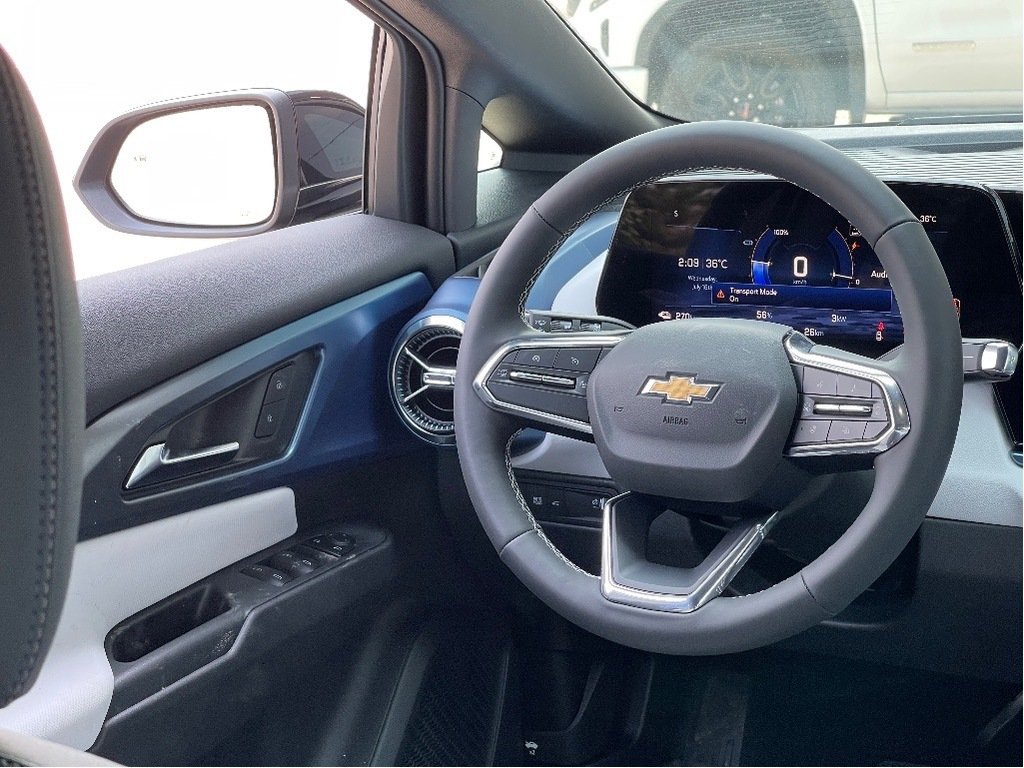 Chevrolet Equinox EV  2025 à Joliette, Québec - 13 - w1024h768px