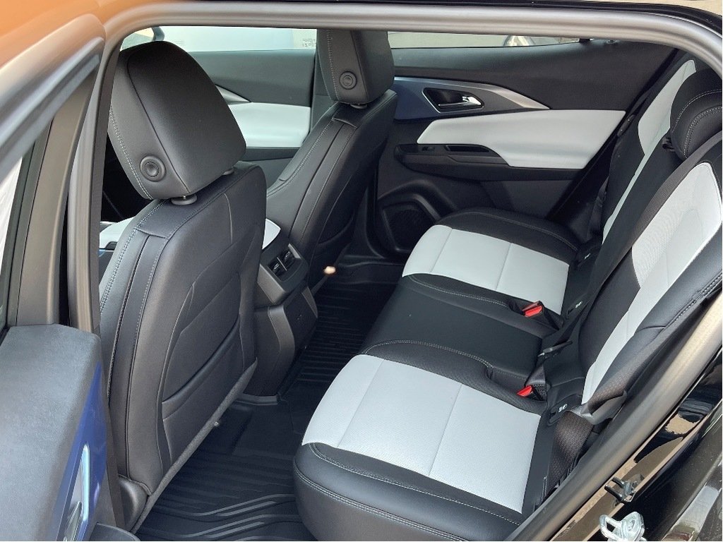 Chevrolet Equinox EV  2025 à Joliette, Québec - 10 - w1024h768px