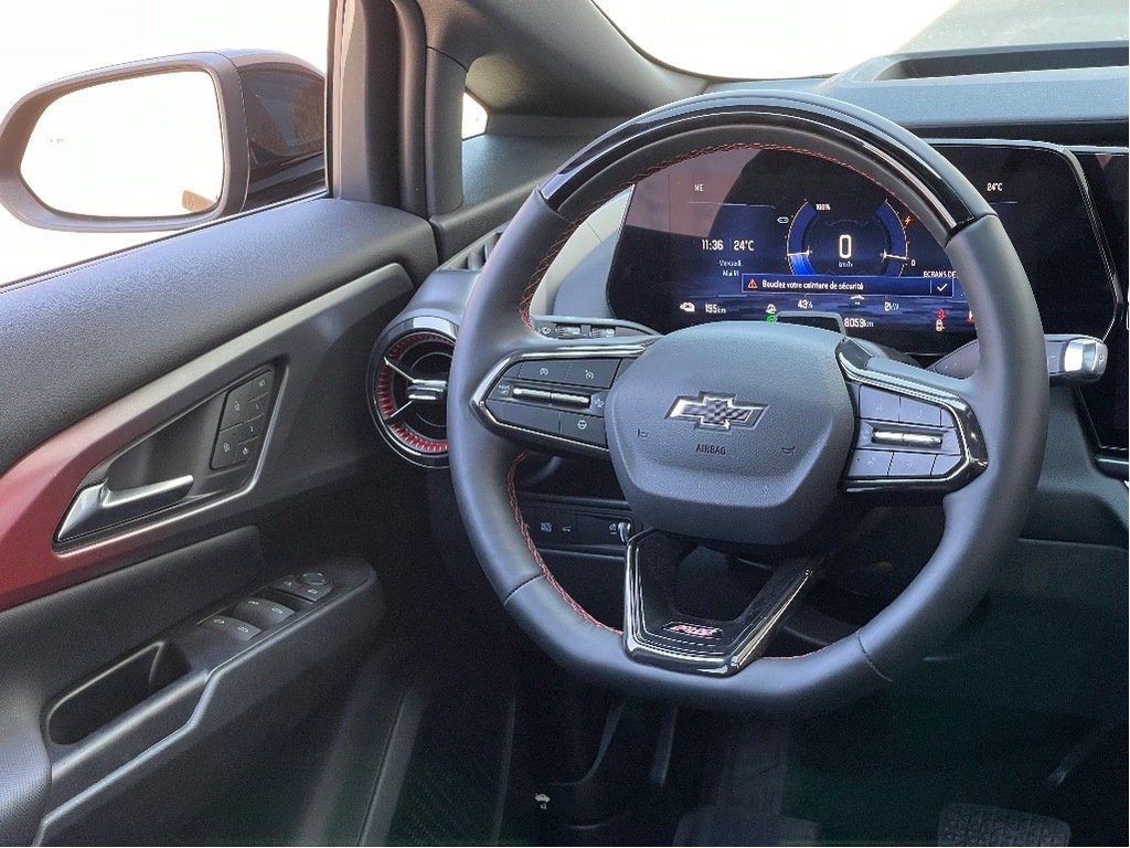 2025 Chevrolet Equinox EV in Joliette, Quebec - 14 - w1024h768px