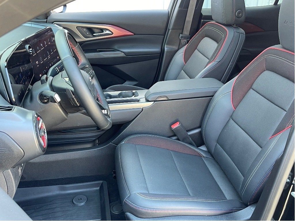 2025 Chevrolet Equinox EV in Joliette, Quebec - 10 - w1024h768px