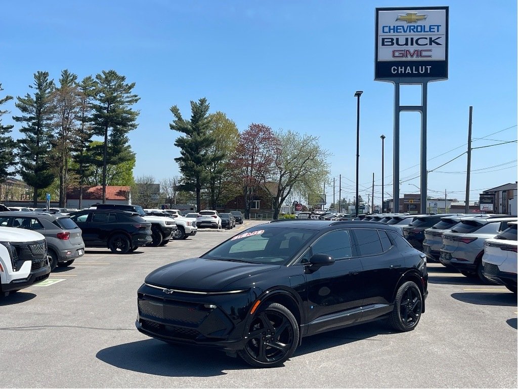 2025 Chevrolet Equinox EV in Joliette, Quebec - 1 - w1024h768px