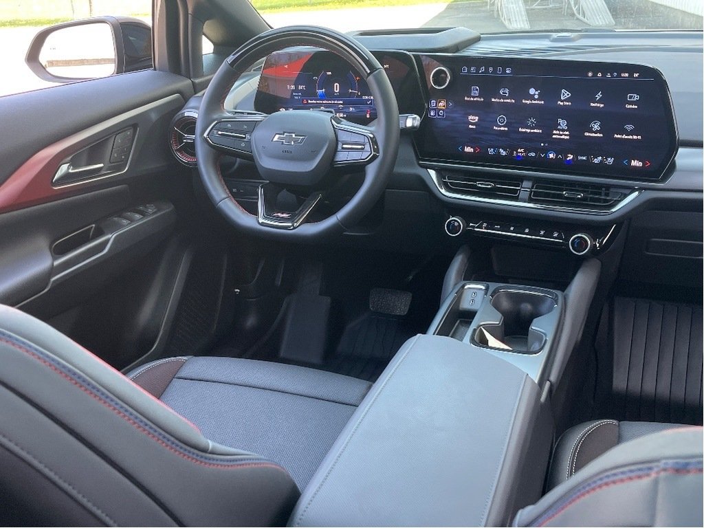 2025 Chevrolet Equinox EV in Joliette, Quebec - 12 - w1024h768px