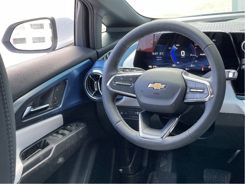 2025 Chevrolet Equinox EV in Joliette, Quebec - 13 - w1024h768px