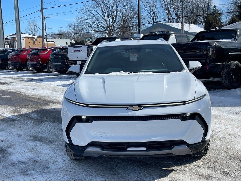 Chevrolet Equinox EV  2025 à Joliette, Québec - 2 - w1024h768px