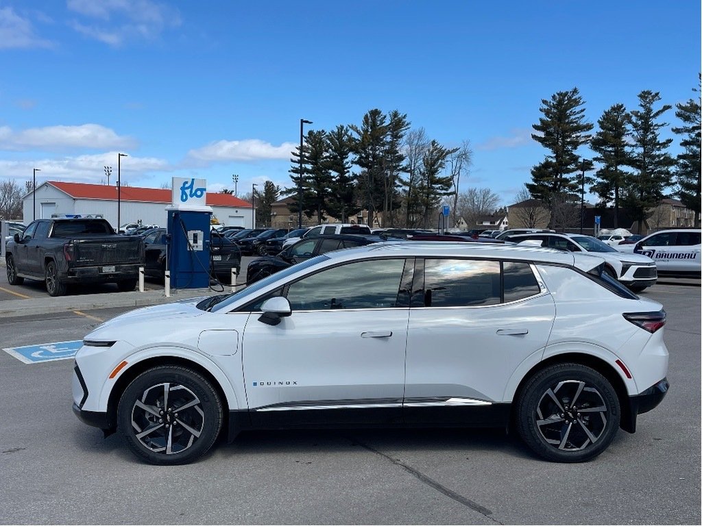 2025 Chevrolet Equinox EV in Joliette, Quebec - 3 - w1024h768px