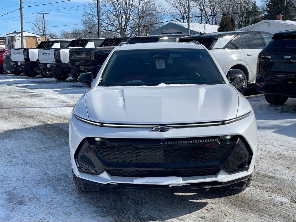 2025 Chevrolet Equinox EV in Joliette, Quebec - 2 - w1024h768px